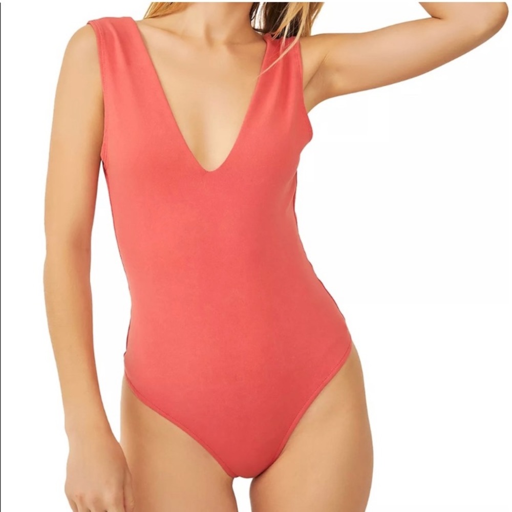 Free People Keep It Sleek Bodysuit NEW WITH TAGS Coral V Neck Bodysuit Layering